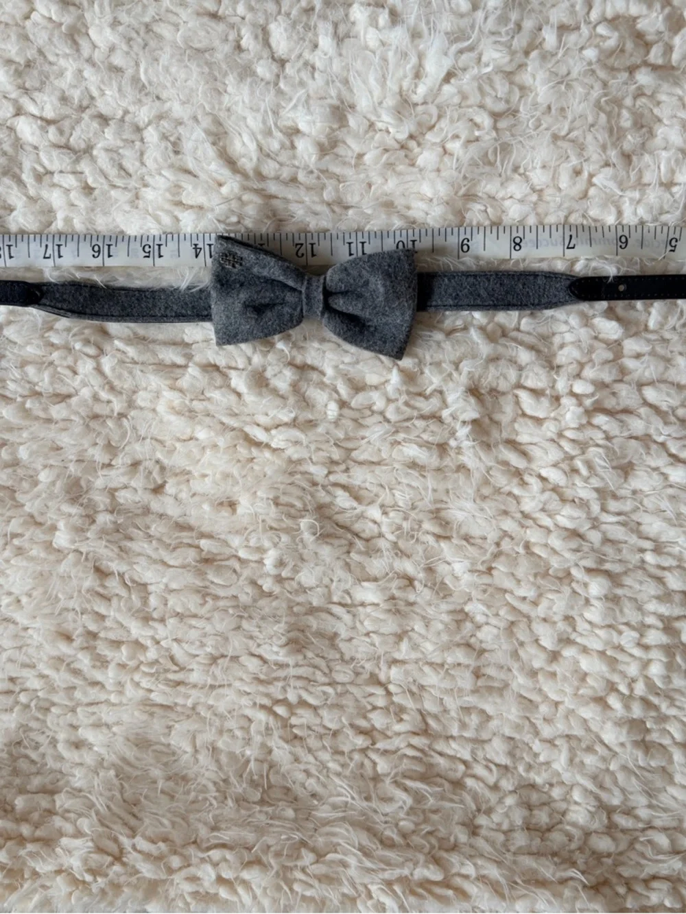 Tory Burch Gray Wool & Leather Bow Tie Dog Collar Size Large Wedding Luxury